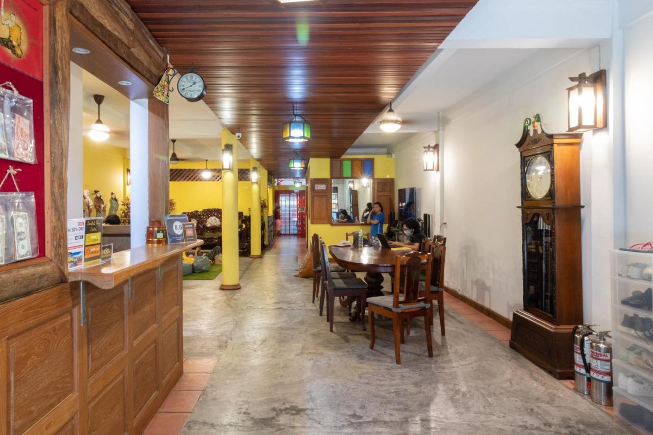 Banthat Thong Hostel Bangkok Zewnętrze zdjęcie