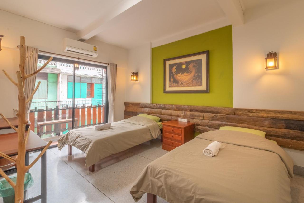 Banthat Thong Hostel Bangkok Zewnętrze zdjęcie