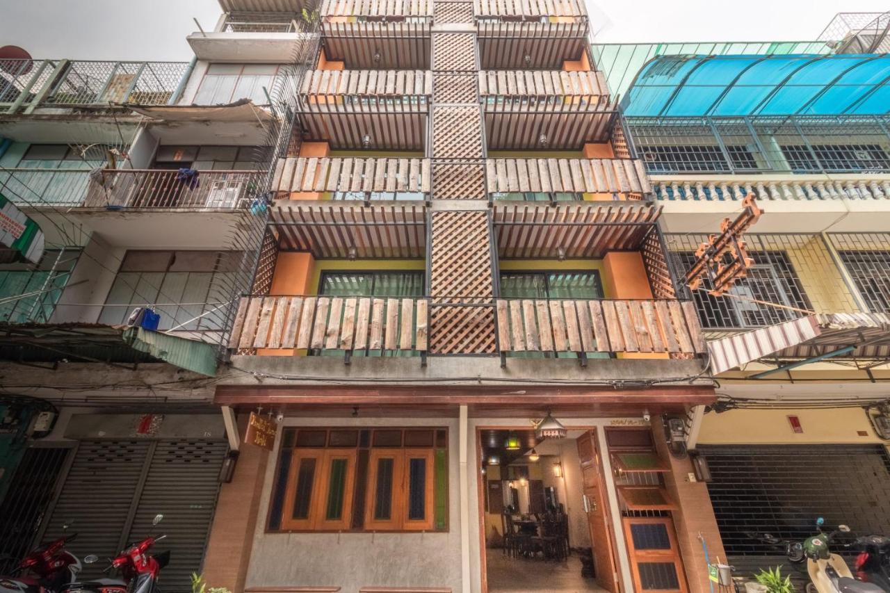 Banthat Thong Hostel Bangkok Zewnętrze zdjęcie