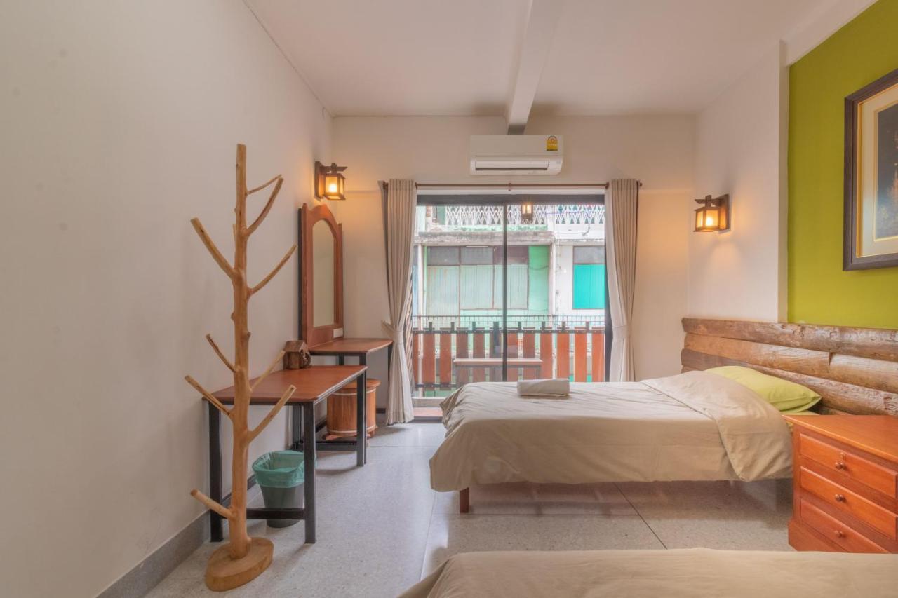 Banthat Thong Hostel Bangkok Zewnętrze zdjęcie